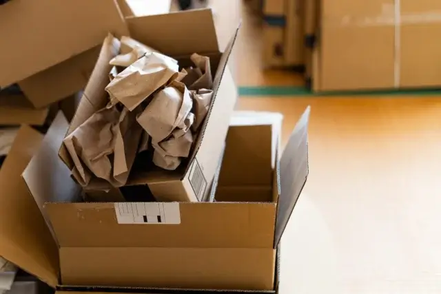 引っ越しの荷物搬入後すぐにやるべきゴキブリ対策は？